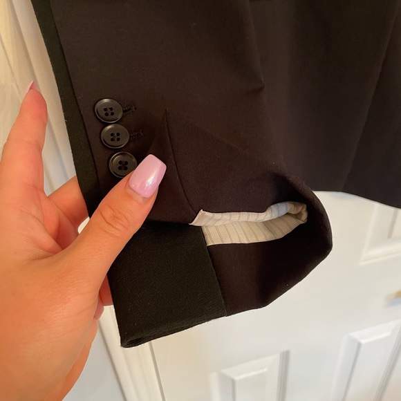 Oversized Blazer with Satin Details- Large- Designer - Picture 3 of 8